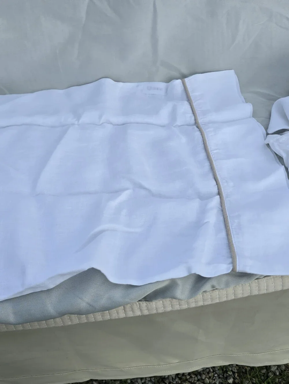 Quince Set Of 2 100% European Linen STANDARD white Toffee Piped Pillow Case